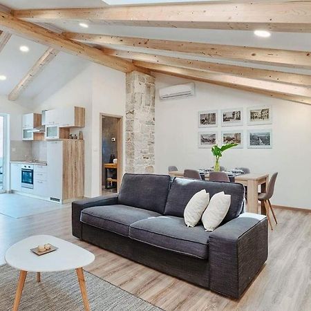 Marija Apartments プーラ エクステリア 写真